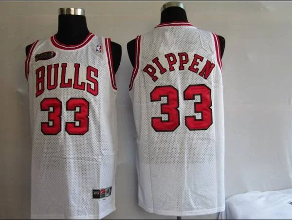 Basketball Jersey for Gift Ideas for Basketball Fans-Bulls #33 Scottie Pippen Stitched White Champion Patch Basketball Jersey